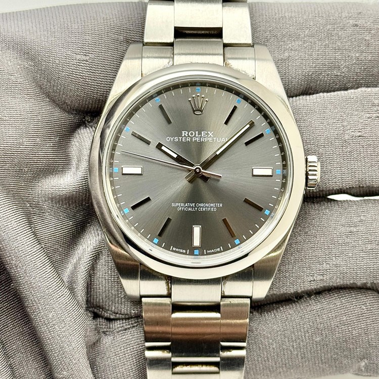 OYSTER PERPETUAL 39MM