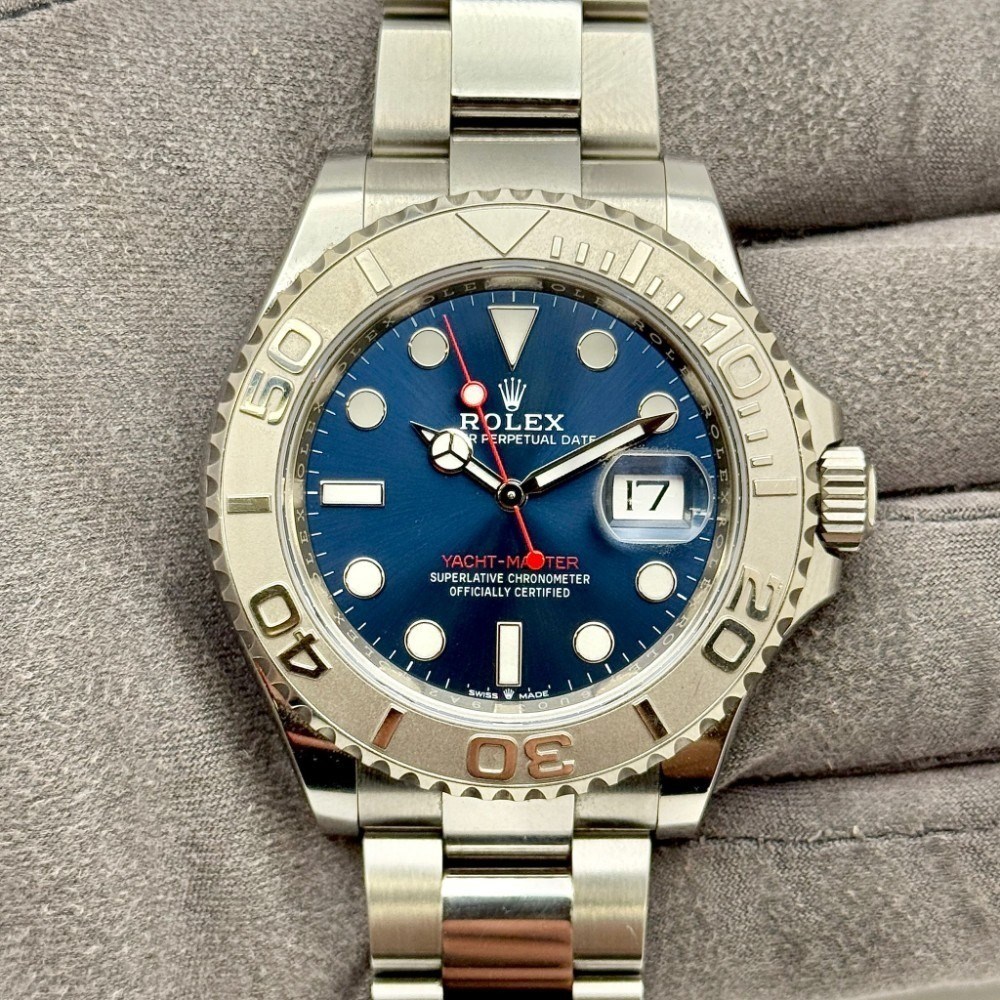 YACHT-MASTER