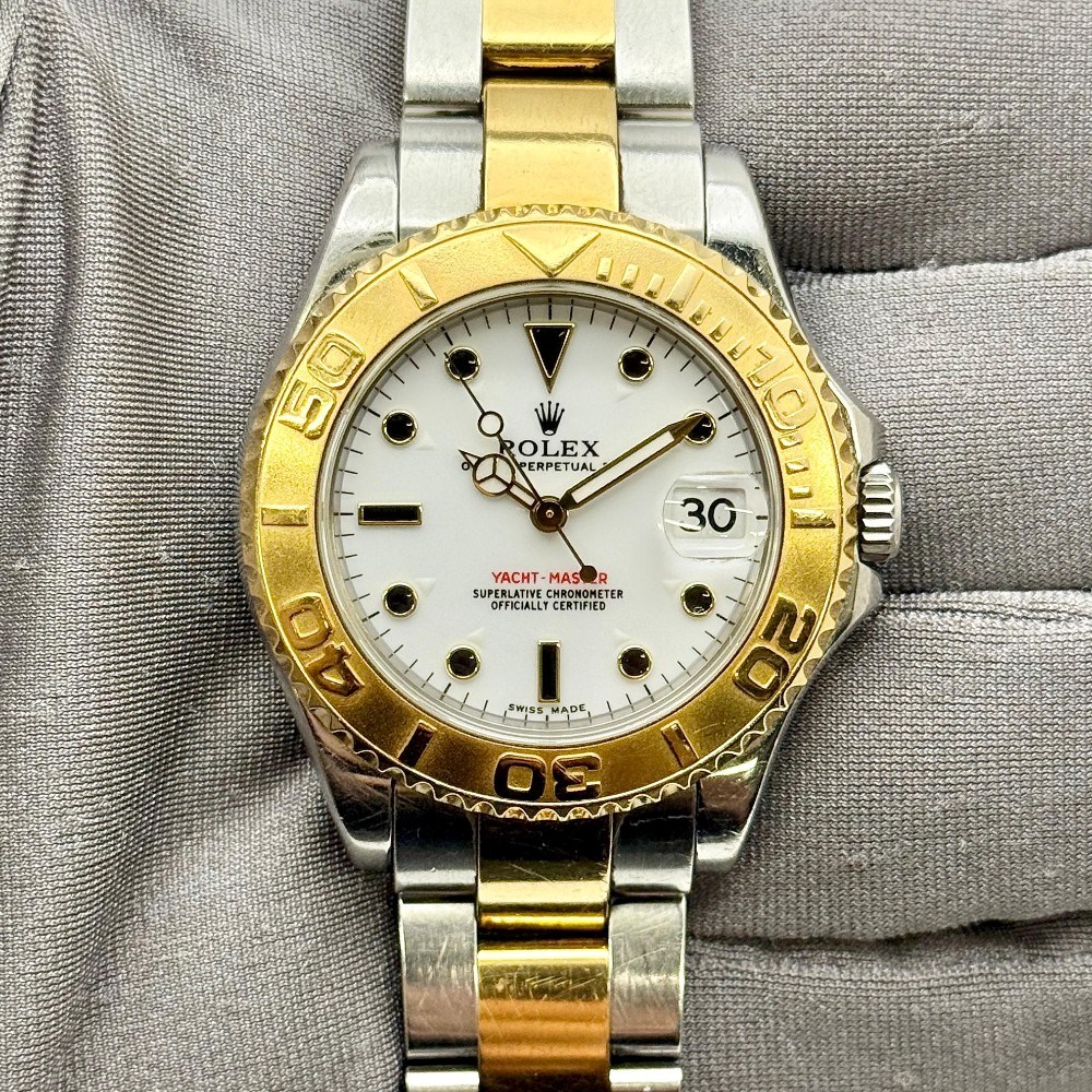YACHT-MASTER