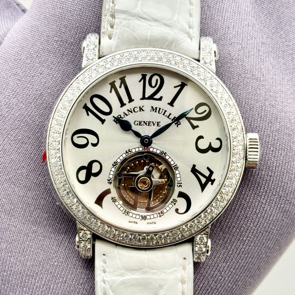 ROUND TOURBILLON