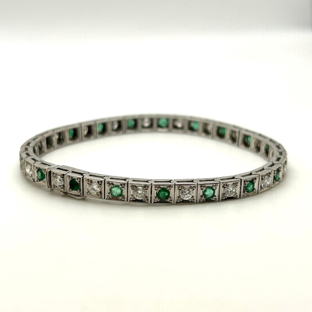 DIAMOND & EMERALD LINE BRACELET