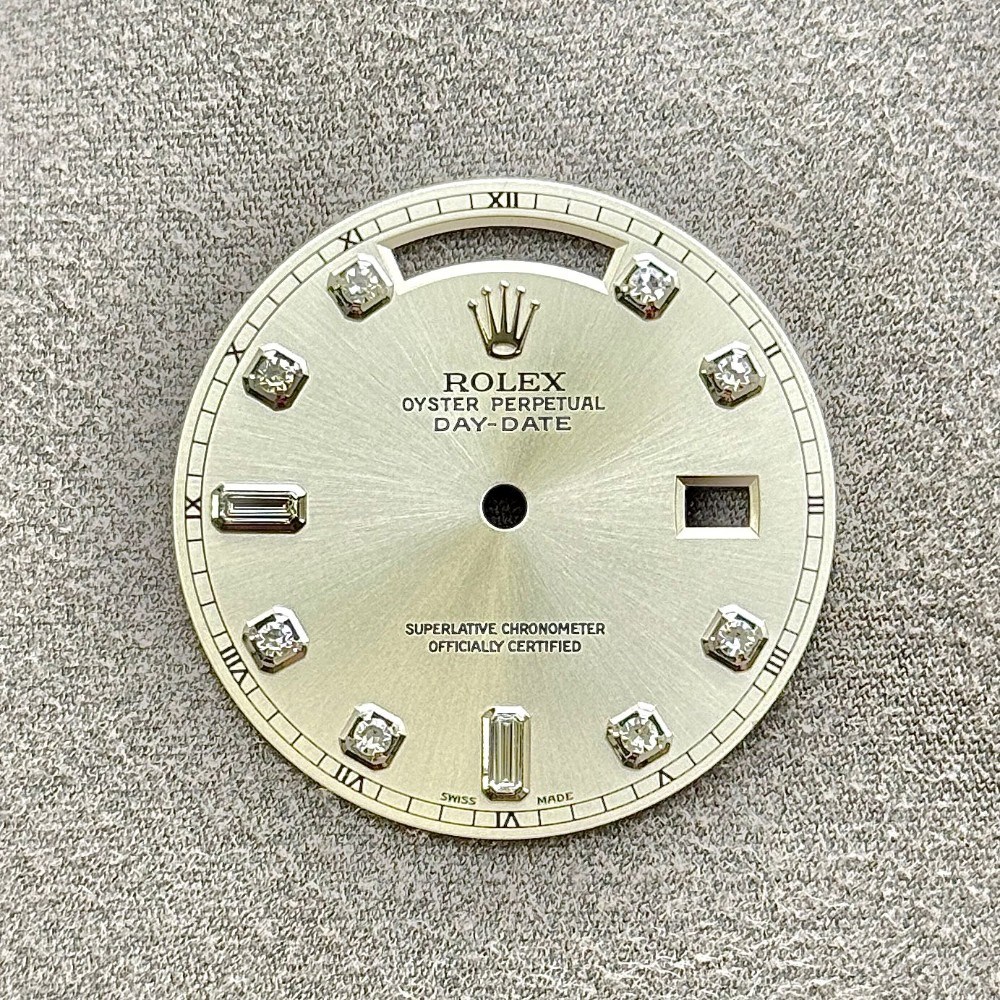 DAY-DATE SILVER DIAMOND DIAL