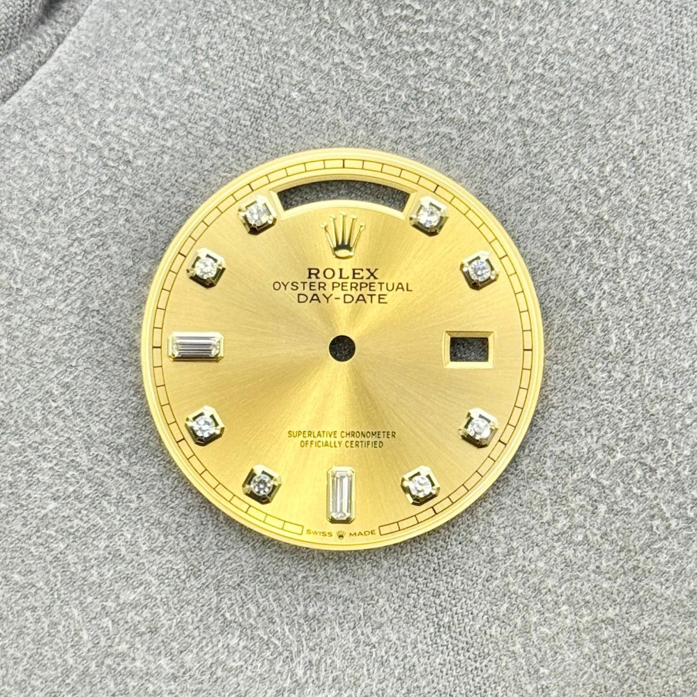 DAY-DATE CHAMPAGNE DIAMOND DIAL