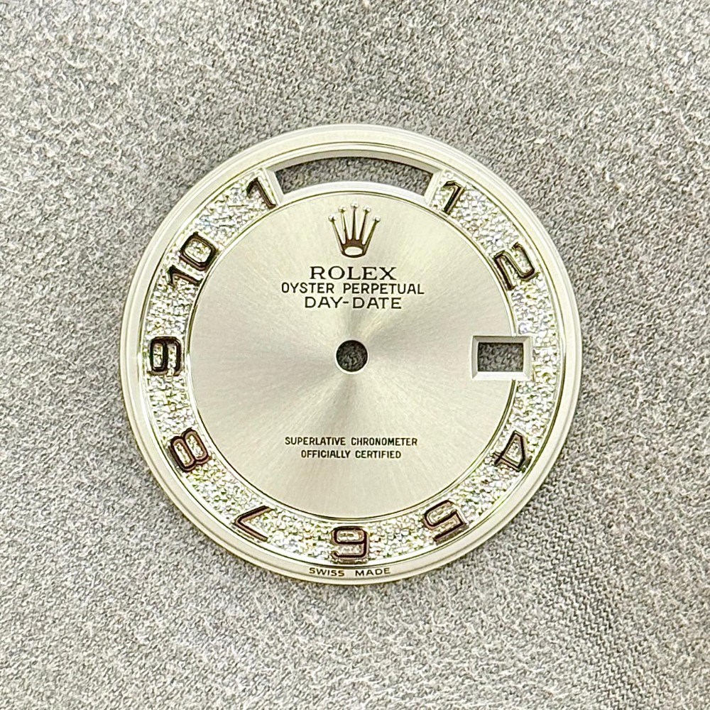 DAY-DATE SILVER PAVE DECORATED ARABIC DIAL