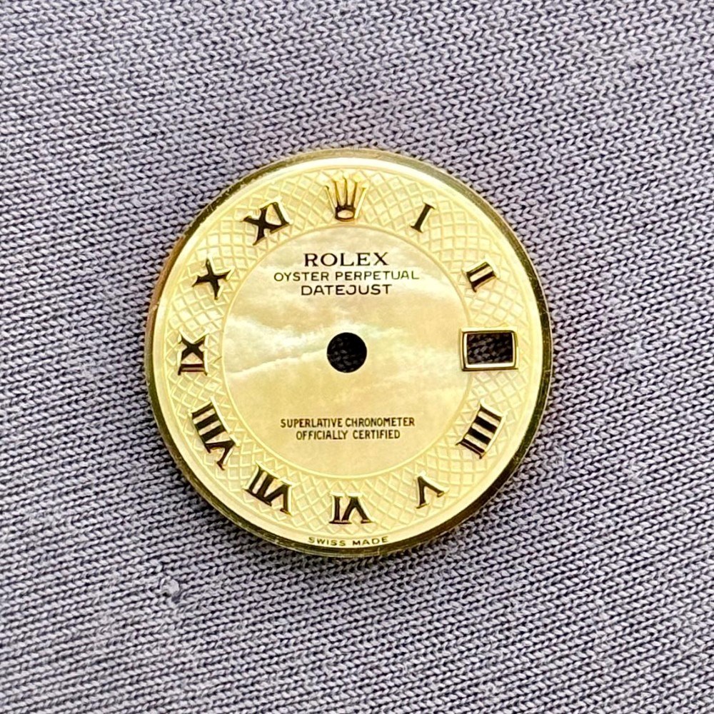 DATEJUST YELLOW MOP TEXTURED ROMAN DIAL